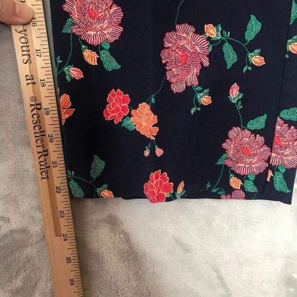 Chicos Crop Pant Womens 14 Blue Floral Flat Front Stretch High Waist Straight - Picture 8 of 8